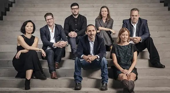 Accenture buys the highly regarded independent ad agency Droga5
