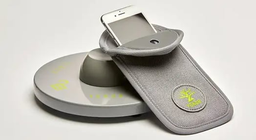 Kids can’t stay off their phones, and Yondr is reaping the benefits