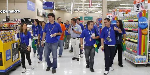 In the wake of the new tax law, Walmart raises wages and offers bonuses to employees