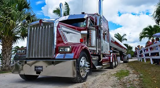 Big rig-driving women are the new queens of the road