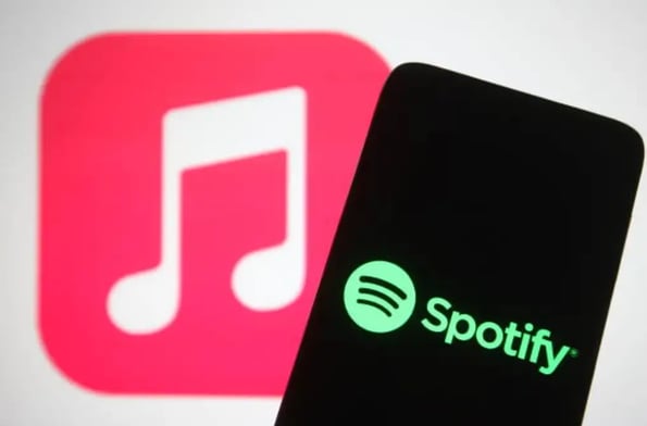 Podcast wars: Apple vs. Spotify