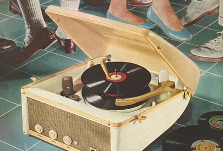 Social music site Turntable.fm is back from the dead… and has an interesting rival